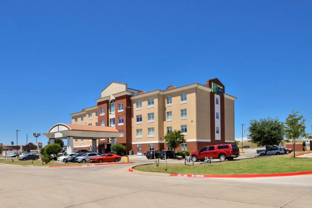 Holiday Inn Express & Suites Royse City - Rockwall by IHG