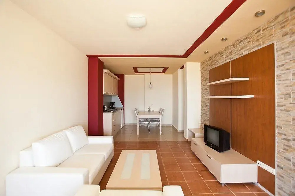 Green Life Beach Resort Apartment