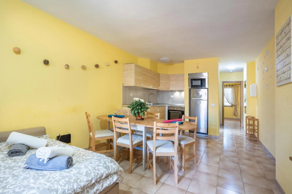 Feel like home Flat Los Cristianos by LoveTenerife