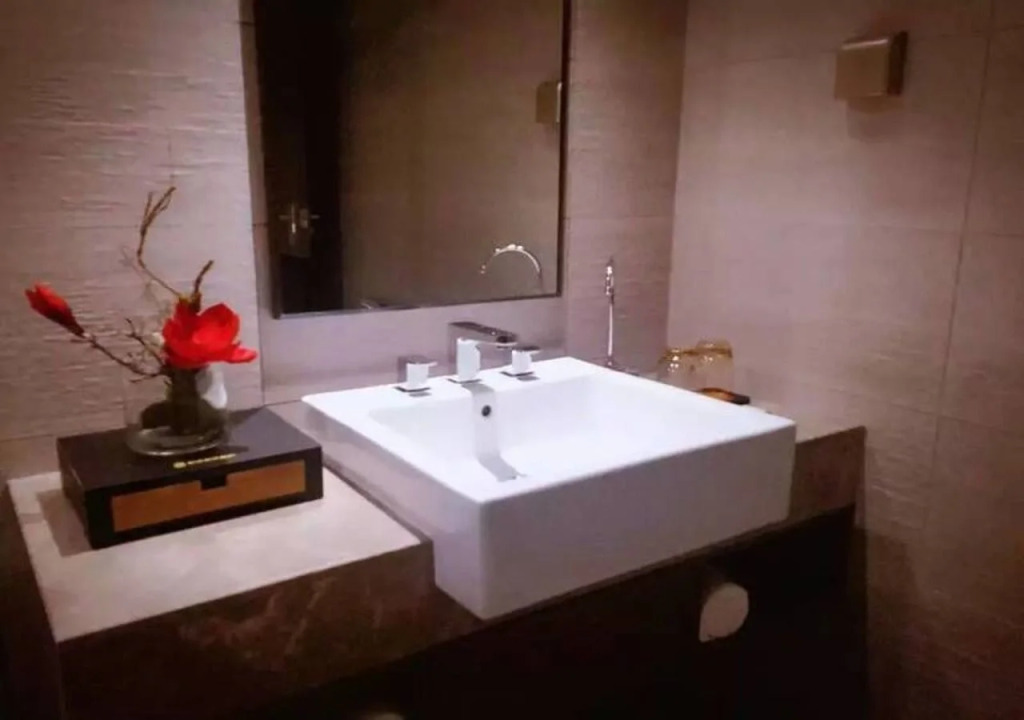 Homeinn Plus Hotel (Shenyang Railway Station East Square Subway Station)