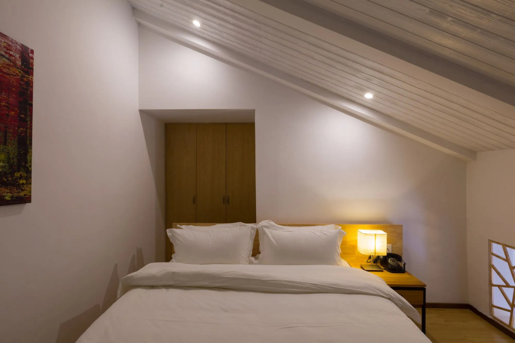 Moon Flower Hotel
