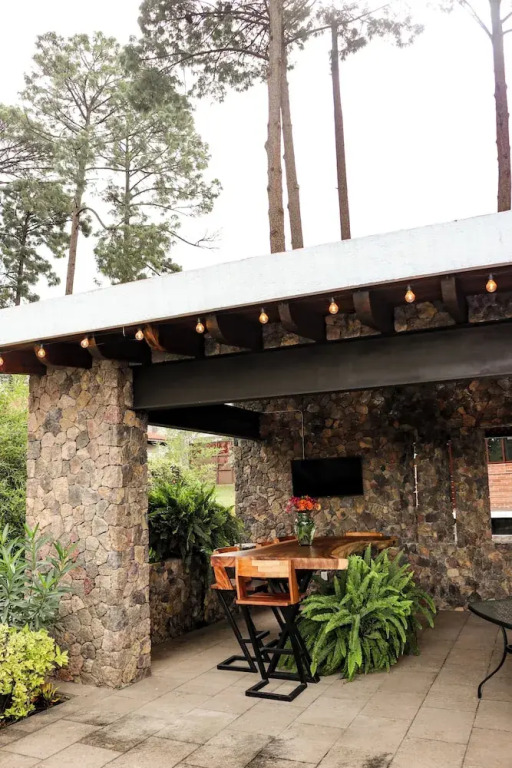Hotel Roca y Cantera