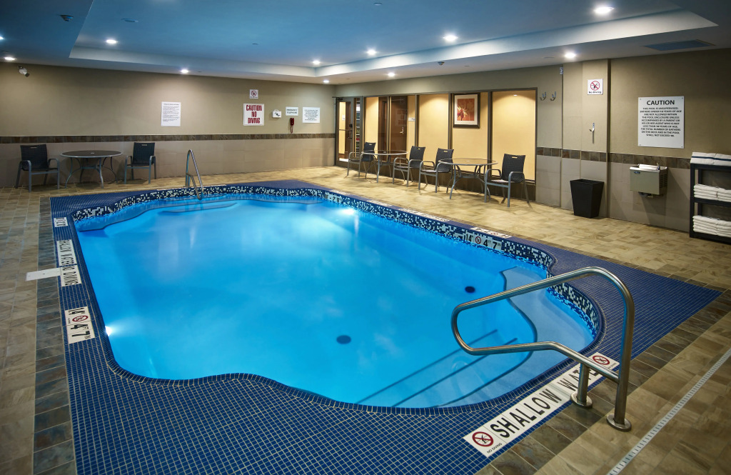Holiday Inn Express & Suites Timmins by IHG