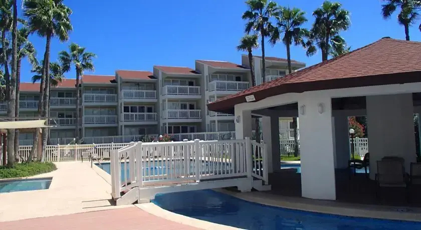 Gulf Point Condominiums