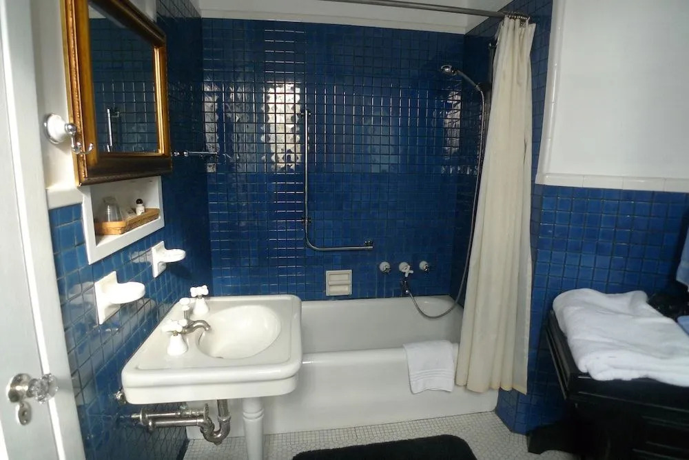 Bischwind Inn B&B