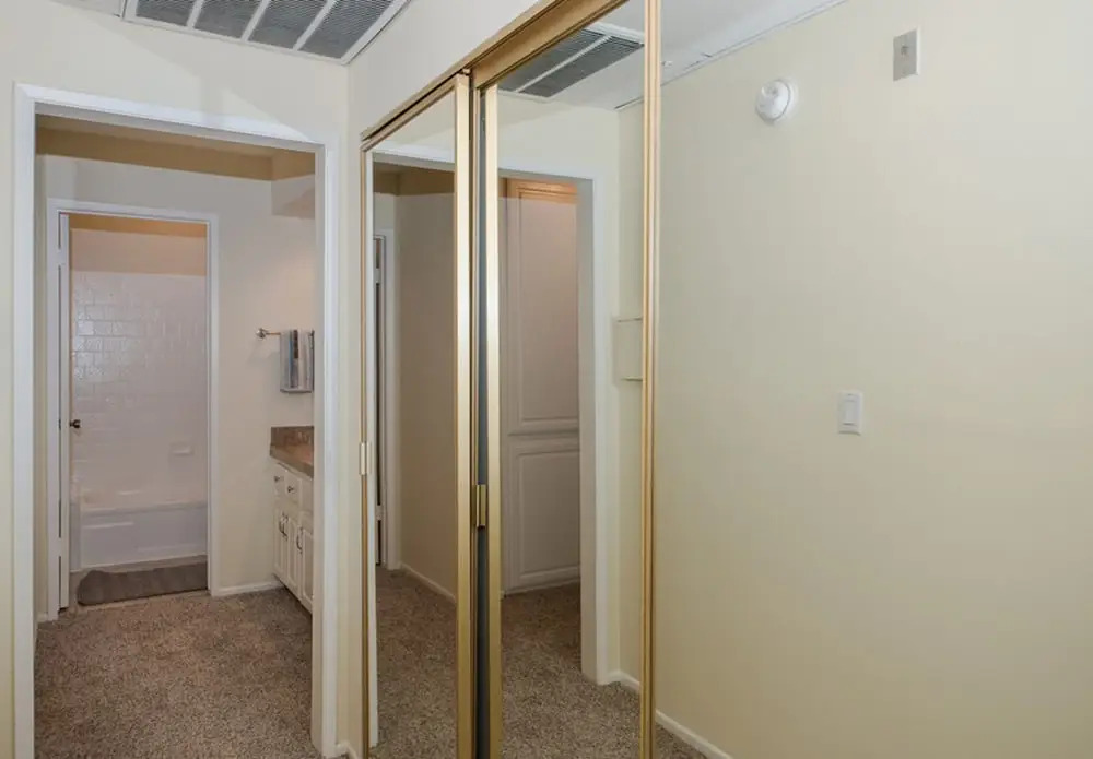 Beverly Condos by Barsala