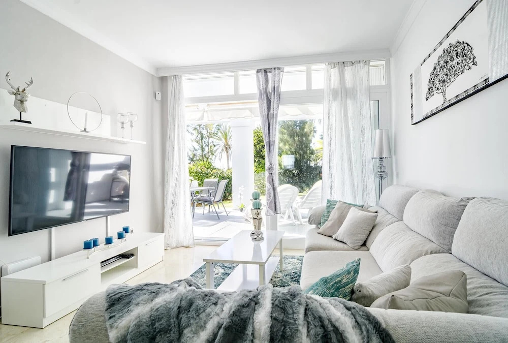 LT - Cozy 2 bedroom apartment in La Quinta