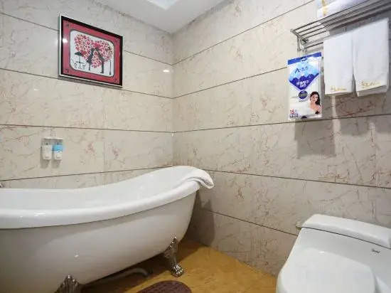 Tianshang Renjian Motel