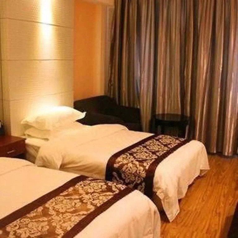 Hengfa Hotel (Longyan Railway Station Baotai Store)