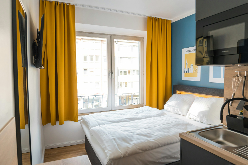 Antares Apartments