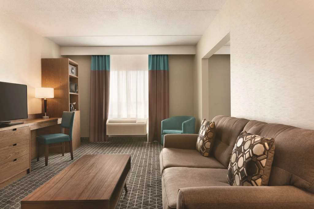 Park Inn by Radisson Brampton, ON