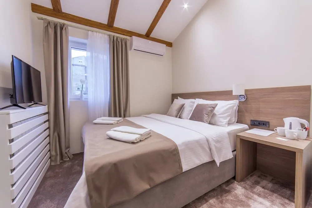 M House Belgrade Residence B&B