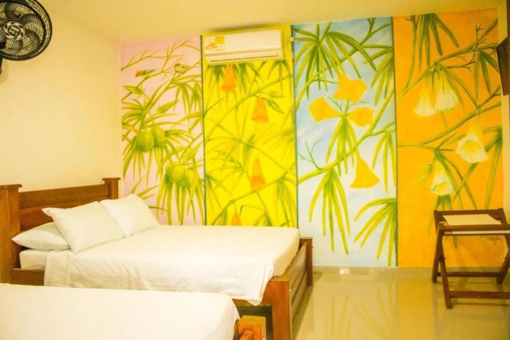 Hotel Jardines Evans By GEH Suites