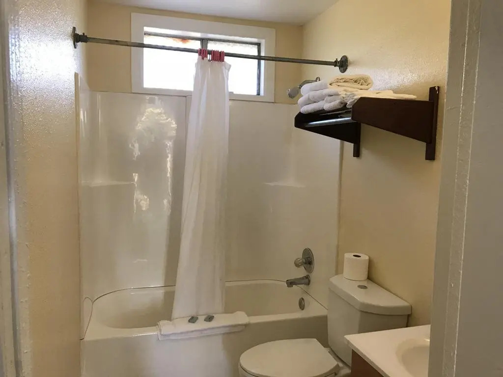 Relax Inn of Medford
