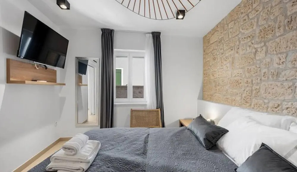 2 Flat Apartment With Terrace And Outdoor Shower