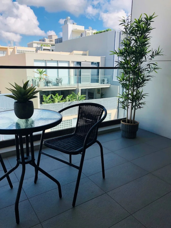 Wyndel Apartments - The Mint