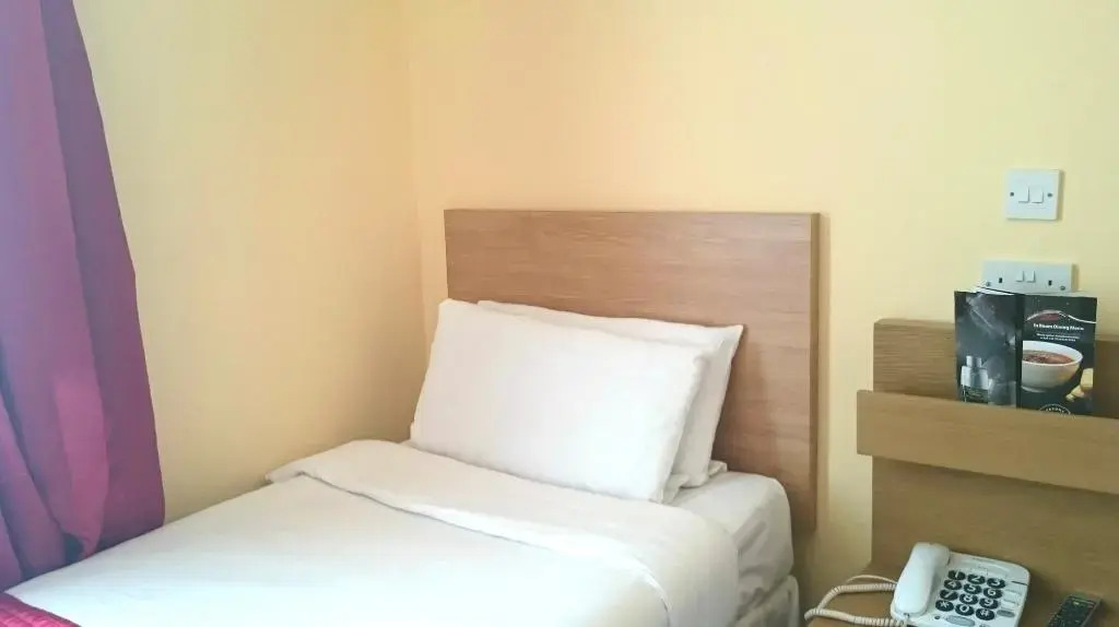 Lord Jim Hotel