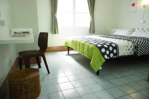Roo Poo Guest House