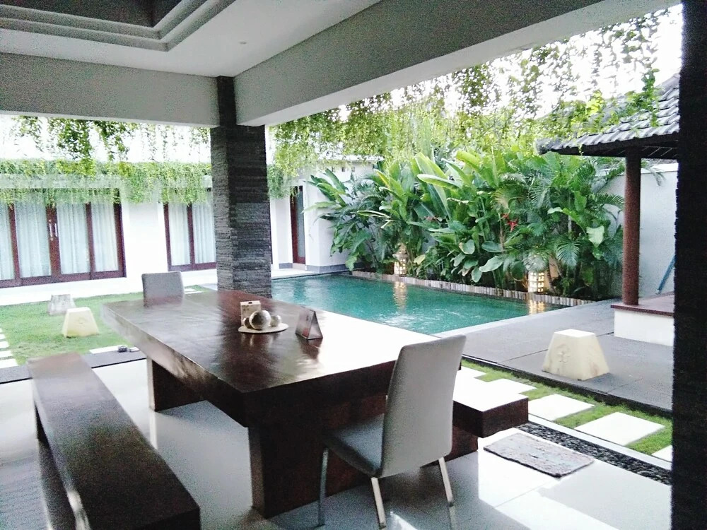 Aka Villa