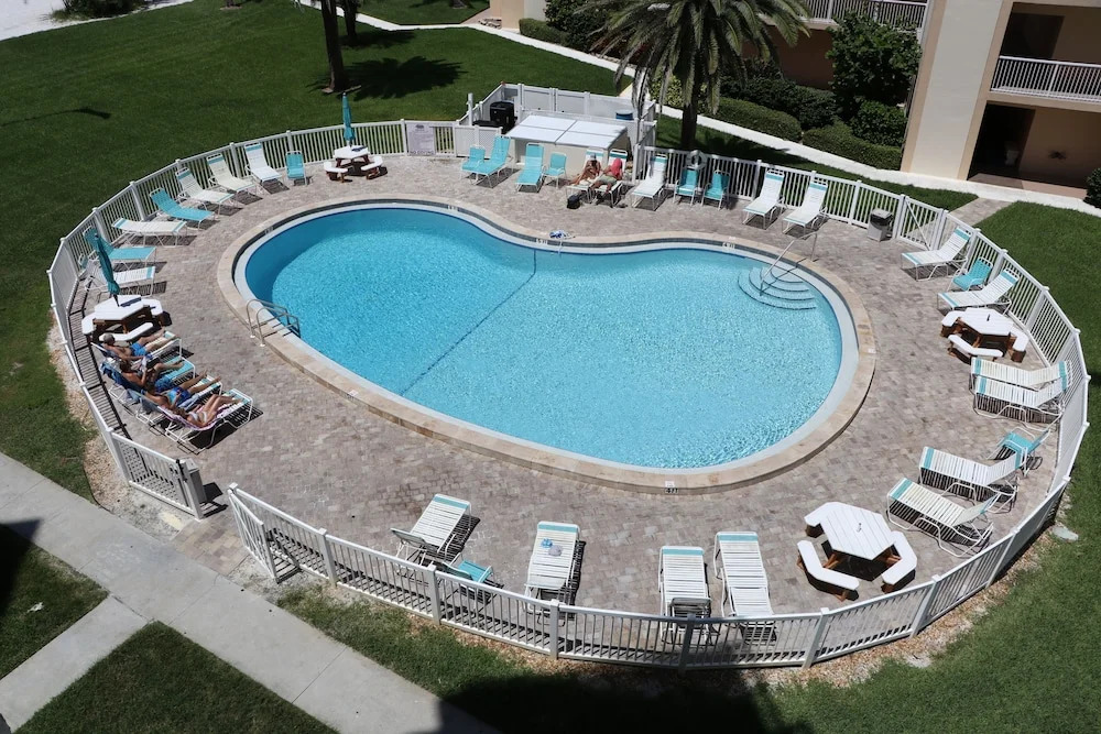 Jamaica Royale 406 - 2 Br Condo