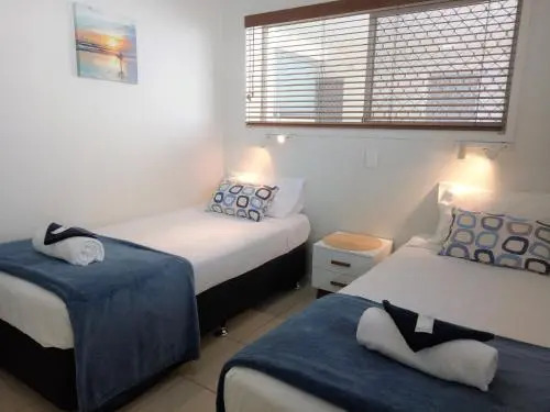 Cranbourne Court Unit 7