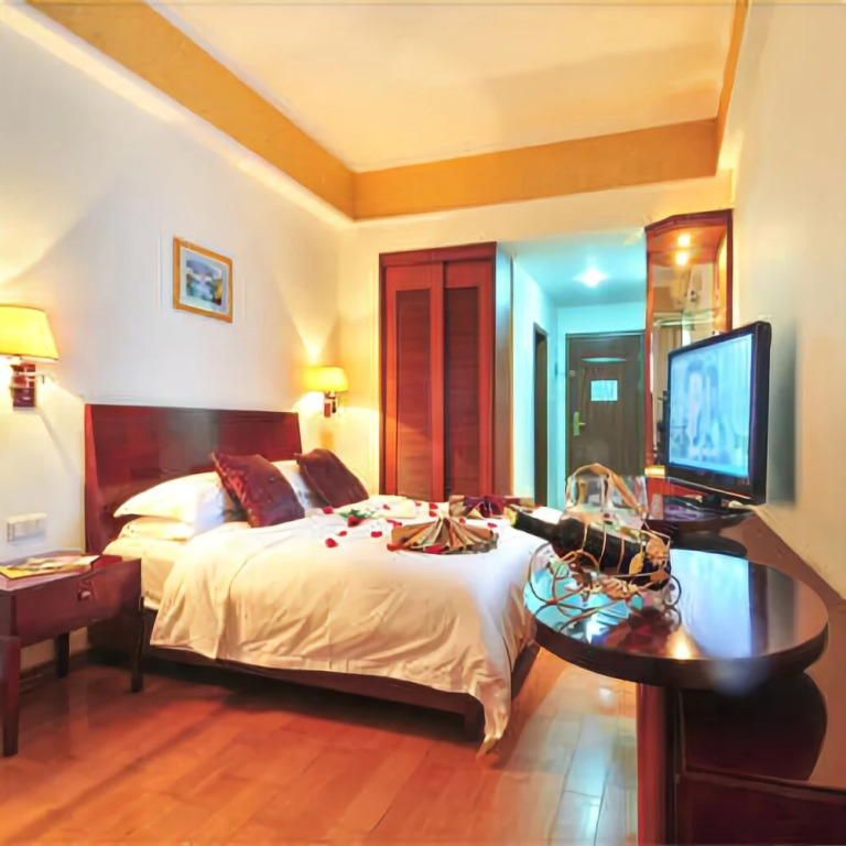 Yangshuo West Street Residence