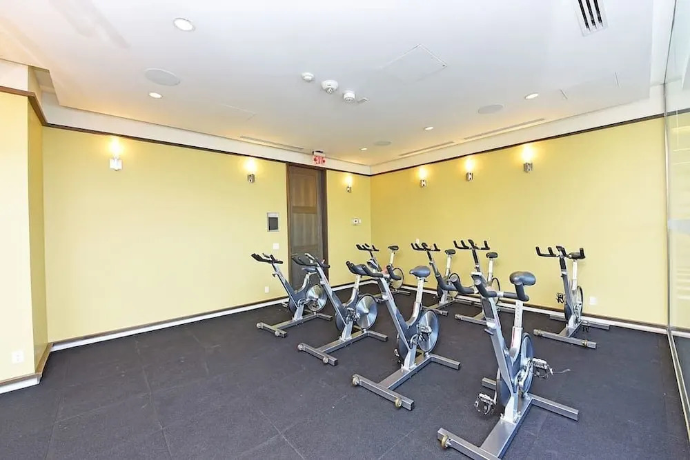 N2N Suites - Heart of the City - Downtown Suite offered by Short Term