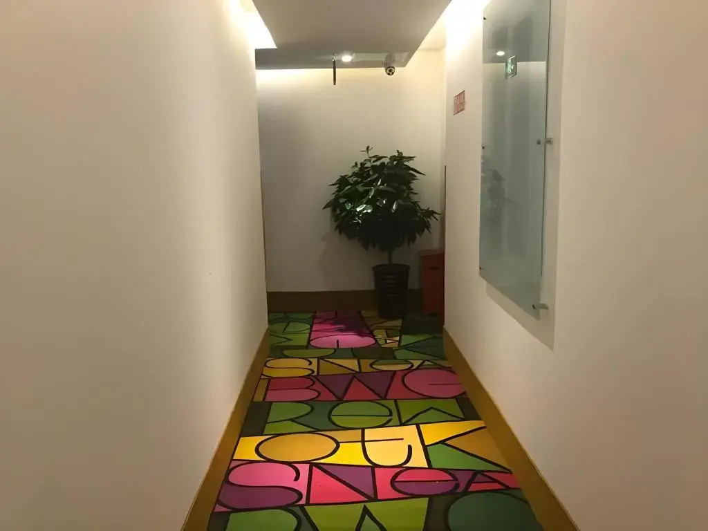 Shell Jinan Gaoxin District Shunhua Road Qilu Software Park Hotel