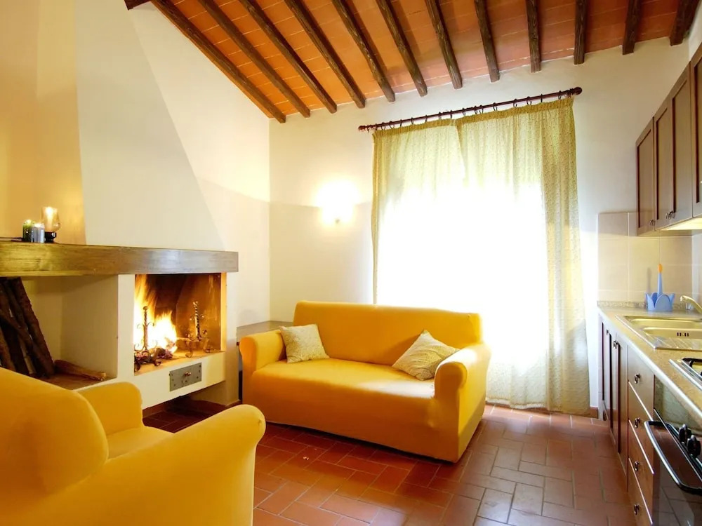 Tuscan Stay in Wine Country