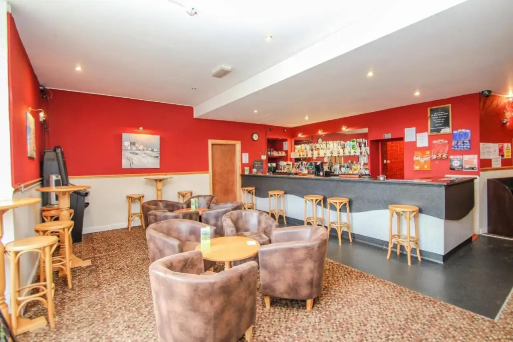 No1, Tranquil Tamar Valley home near Moors & Coasts