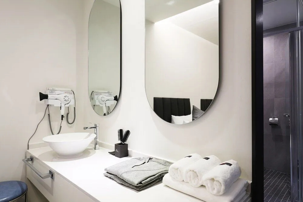 Cheonho Aria Hotel