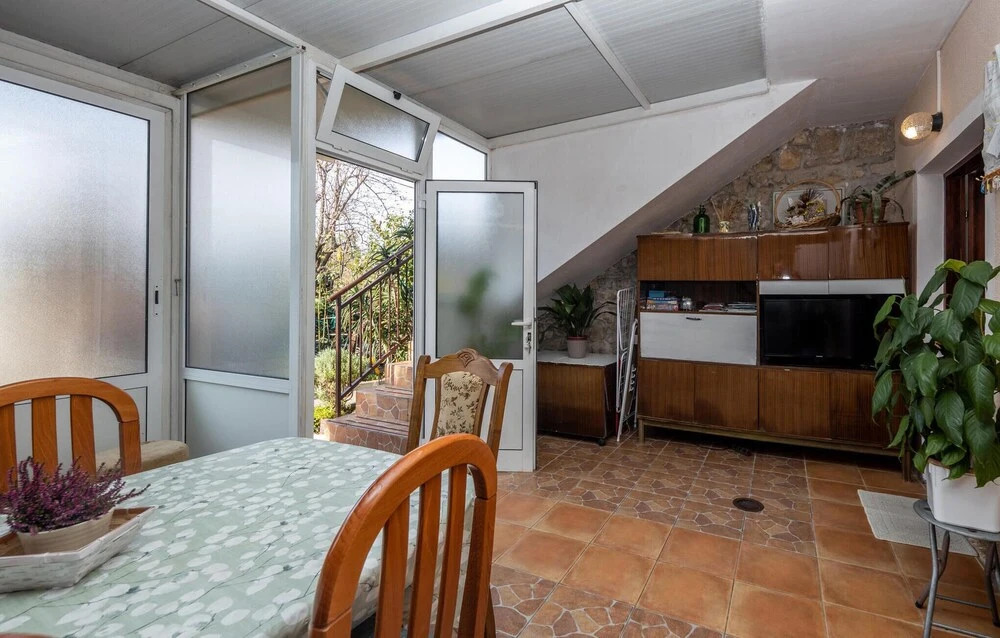 Stunning Home in Jadranovo With Wifi and 5 Bedrooms