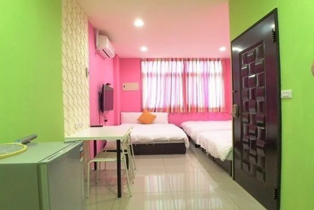 FC Holiday Inn