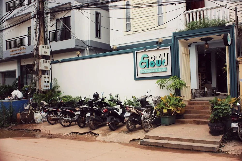 Cozycloud Backpackers Hostel