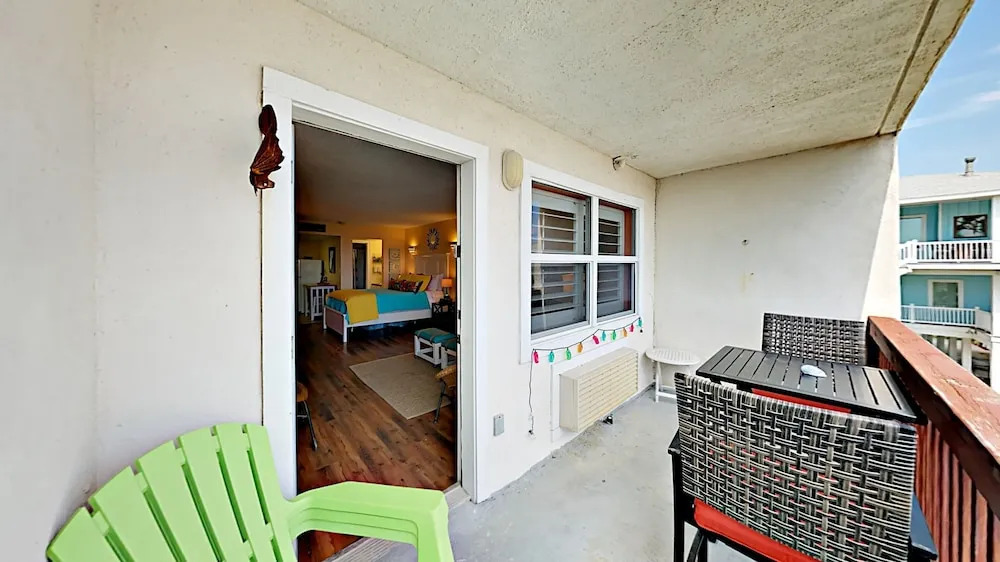 134 Sea Breeze - One Bedroom Condo