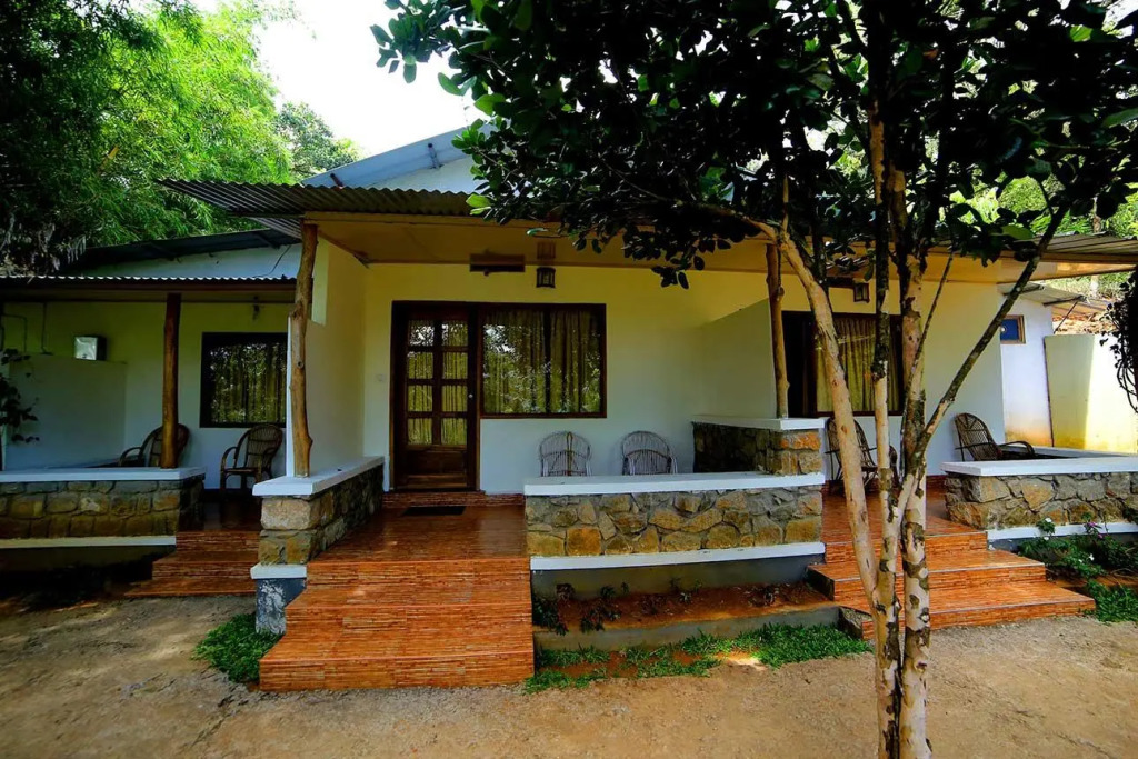 Glenmore Resorts Munnar