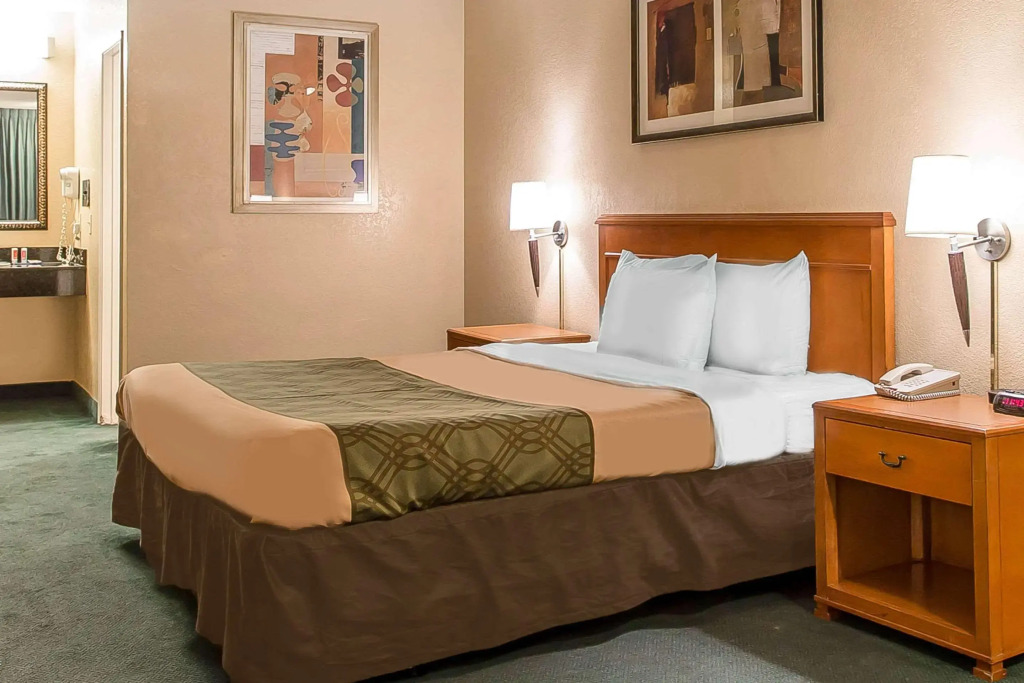 Econo Lodge Inn & Suites El Cajon San Diego East