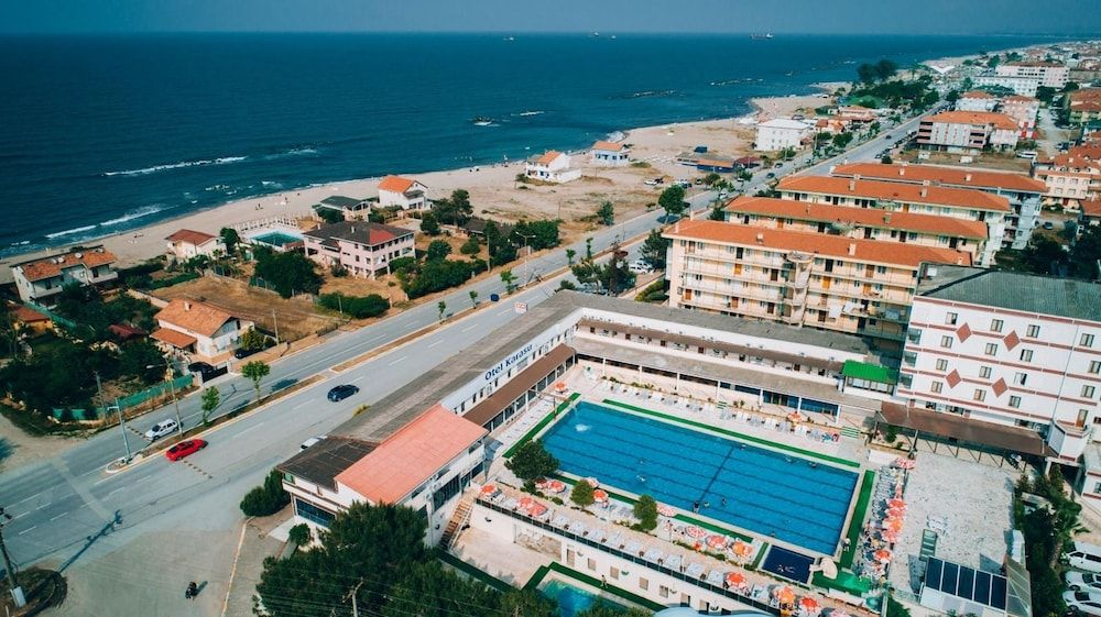 Karasu Hotel