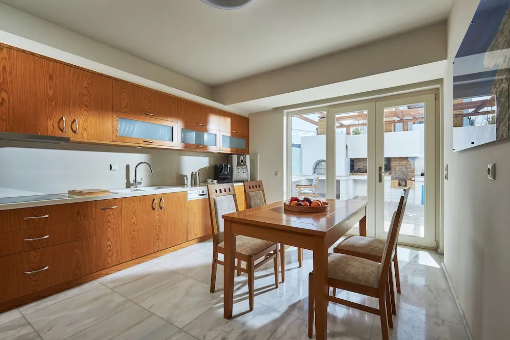 Rodo Seafront Villa with private pool