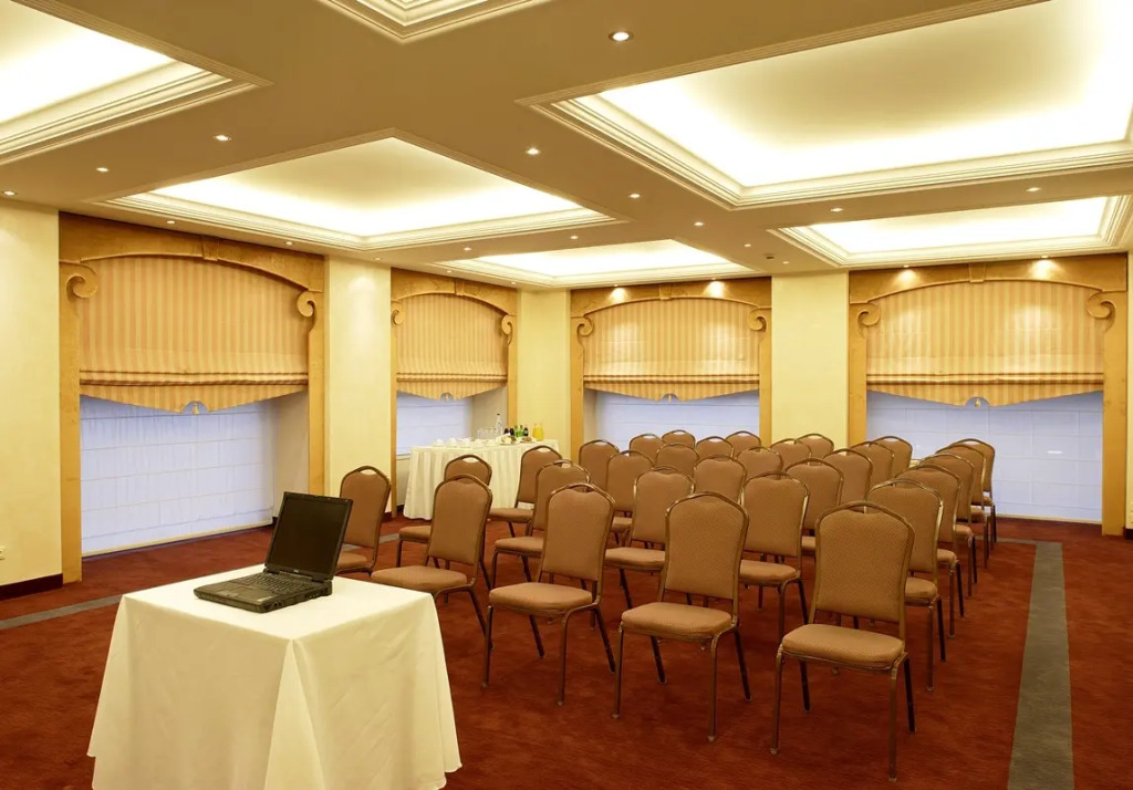 Piraeus Theoxenia Hotel
