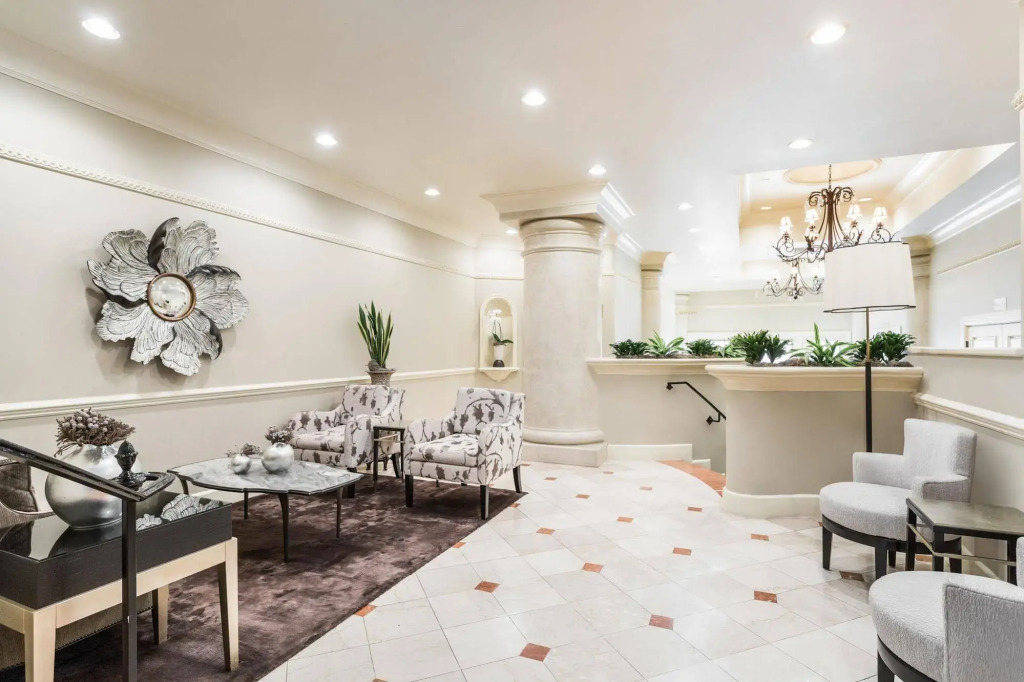 Montecito Inn