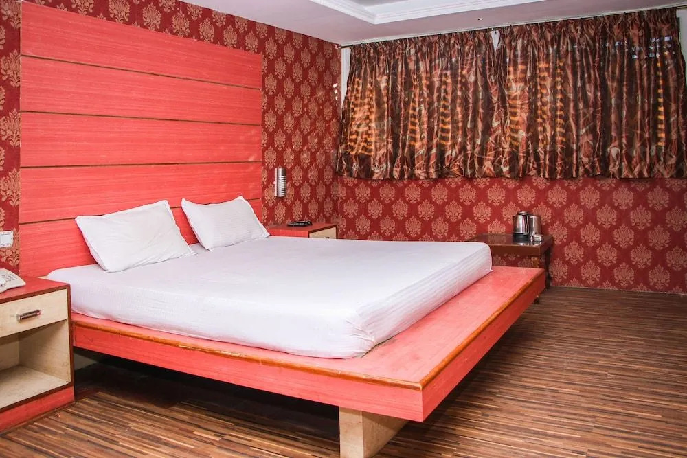 Hotel De Santosh Residency