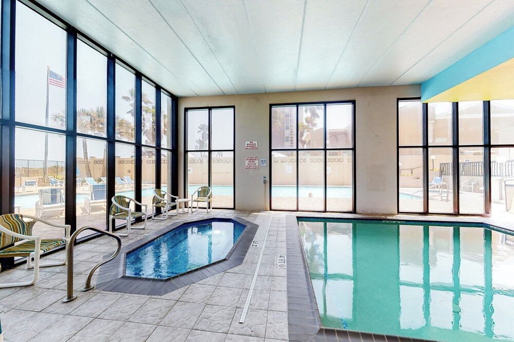 Gulf-view Condo w/ Perks: Suntide III - Unit 205
