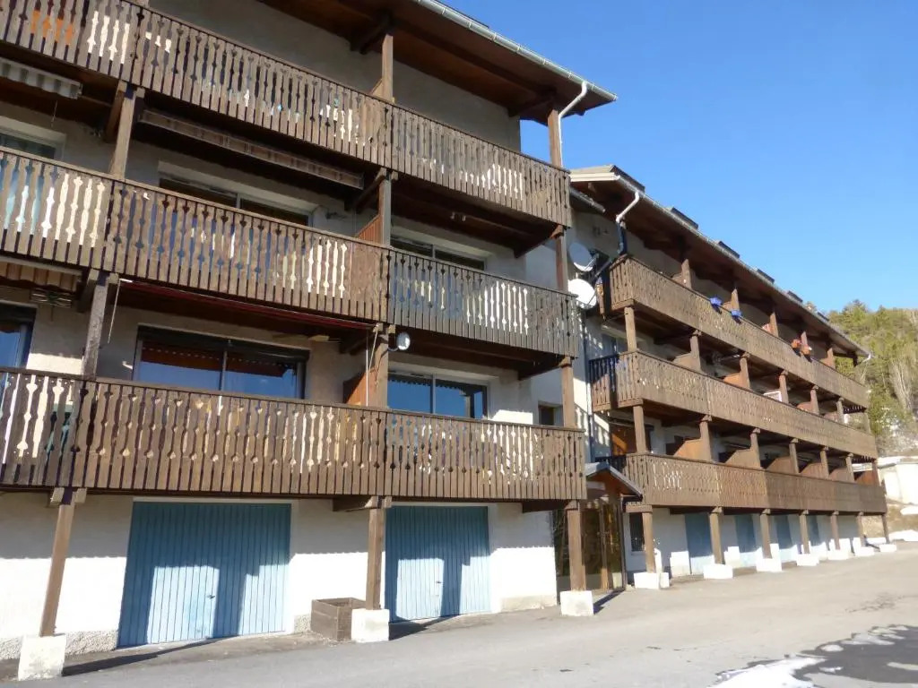 Panoramic 19