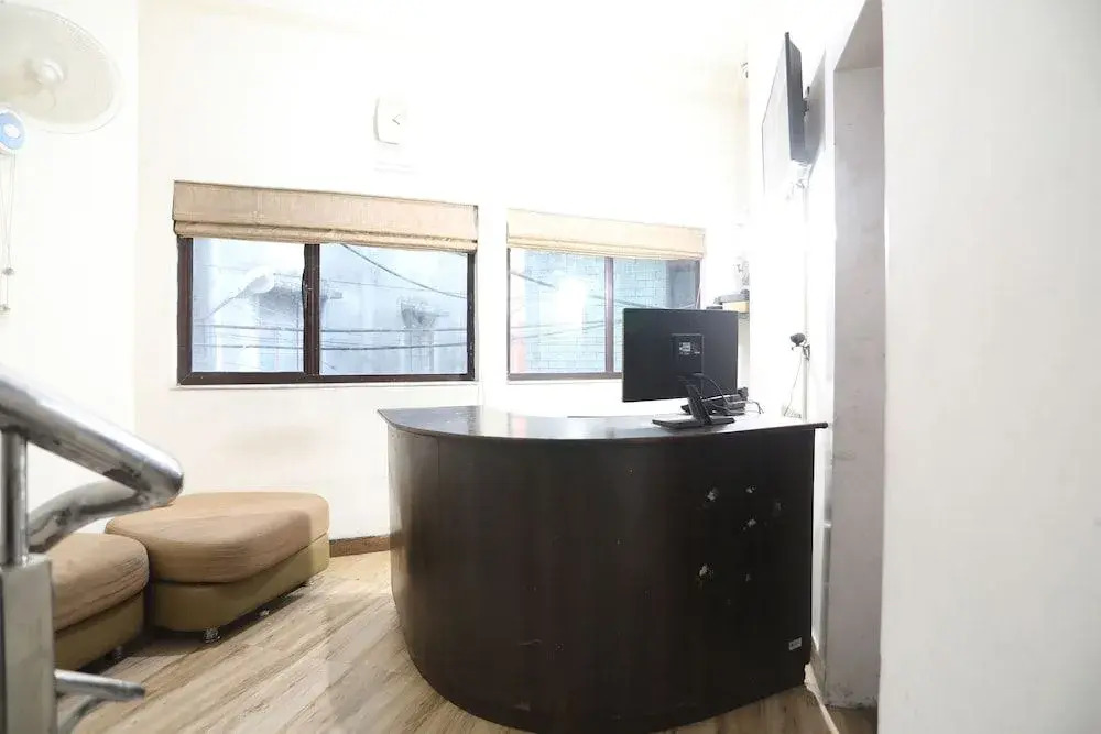 Oyo 24312 Maple The Residence