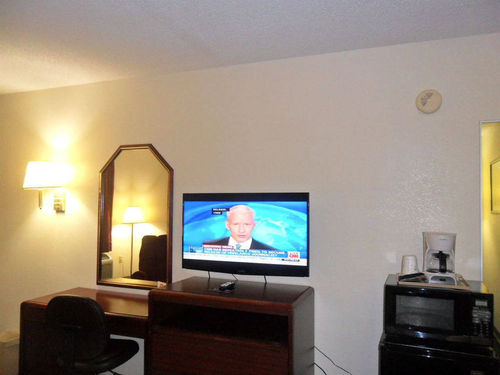 Luxury Inn & Suites