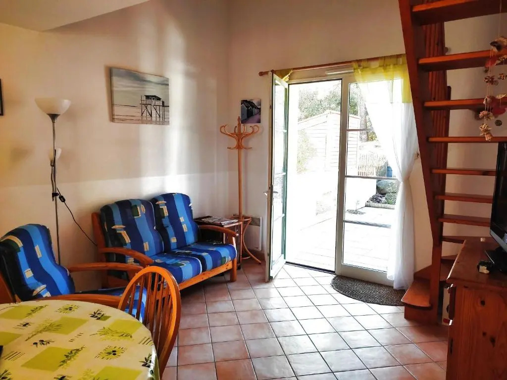 Maison avec piscine chauffée, à 500m de la plage et proche forêt - Terrasse, vélos inclus - FR-1-652-3