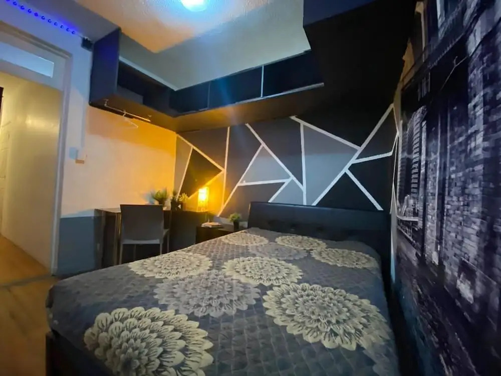 Roomies Hostel - Condesa