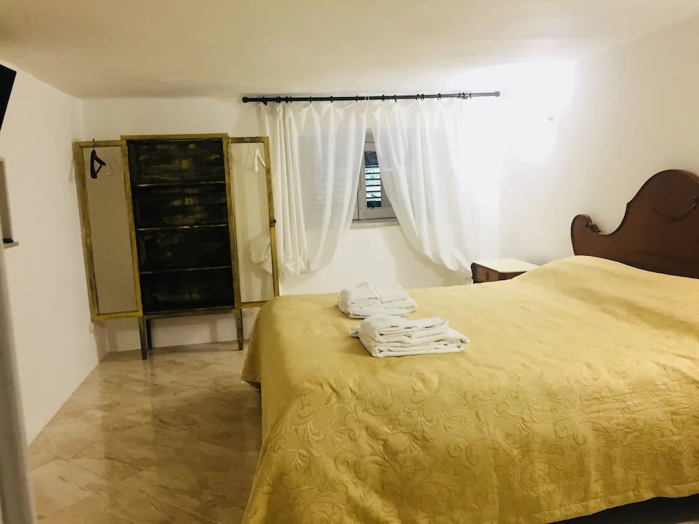 Yudina b&b