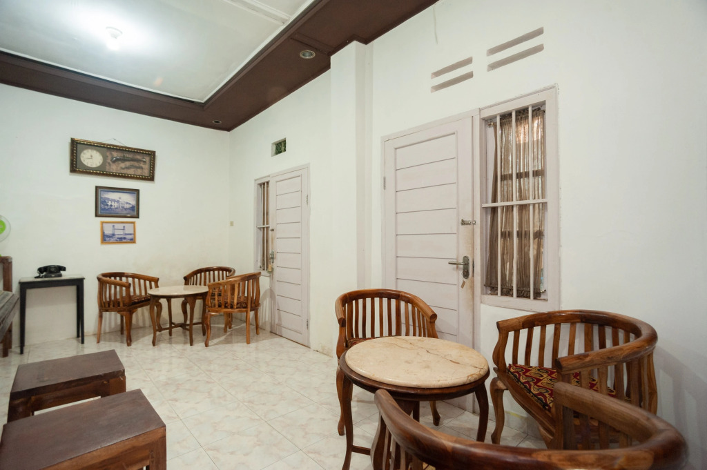 RedDoorz Syariah @ Jalan KH. Mas Mansur Lampung